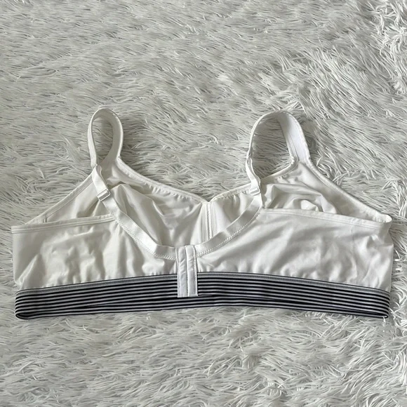 COMFORT CHOICE Women’s wire free unlined bra size 54B - Picture 6 of 10